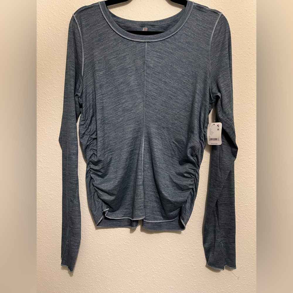 #396 NWT Free People Movement Right On Run Long Sleeve blue XL - Picture 4 of 7